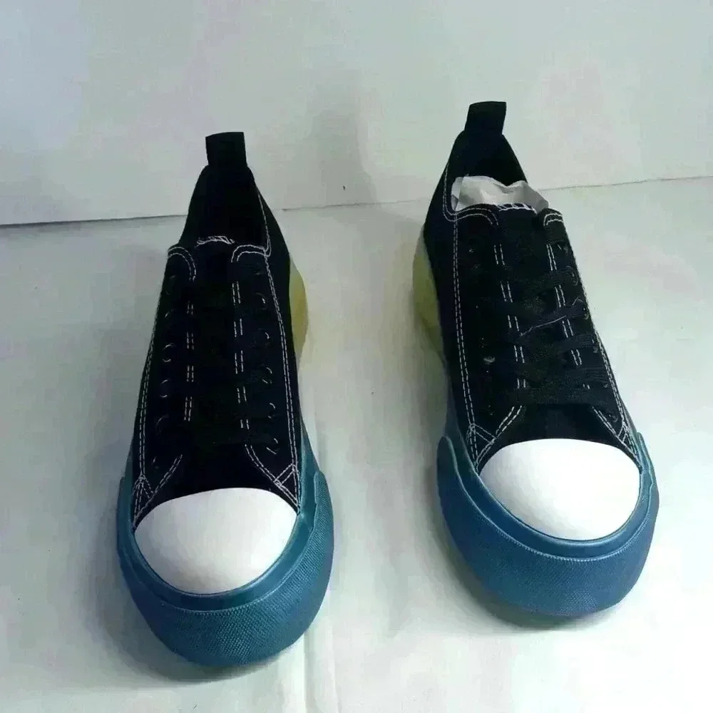 Olivia miller glitter sole low top sneaker